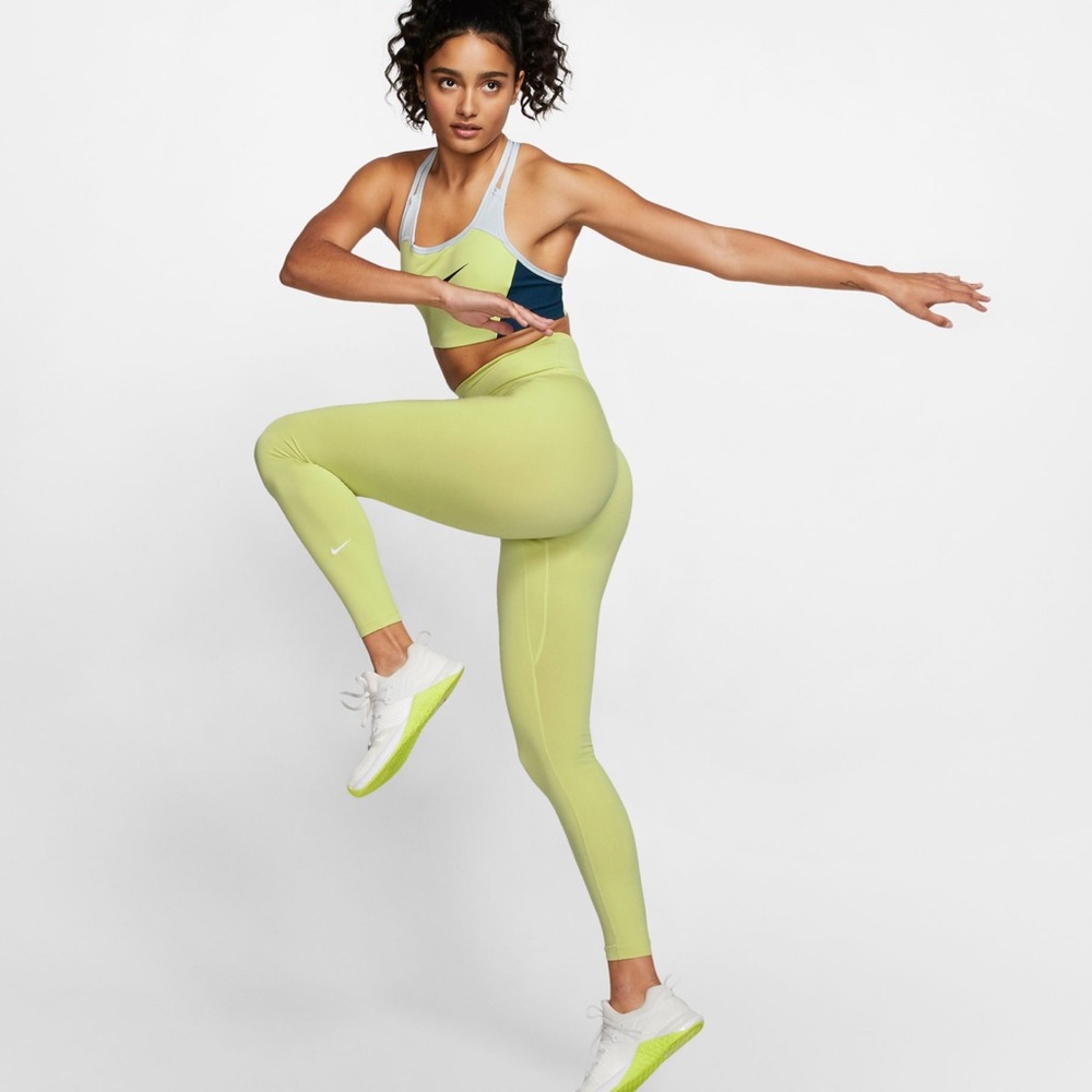 Women’s Nike Legging